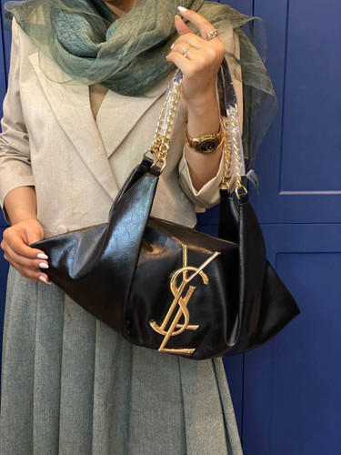 کیف یاشیل چرم و با کیفیت رنگ مارک رندوم👜😎♥️کد 4630 نفیس